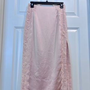 Elegant Blush Pink Lace Trim Split Midi Silky‎ Pencil Skirt
